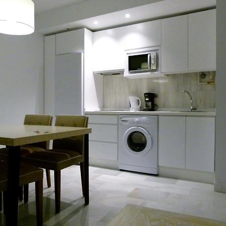 דירות גרנדה Urbanliving Gran Capitan מראה חיצוני תמונה